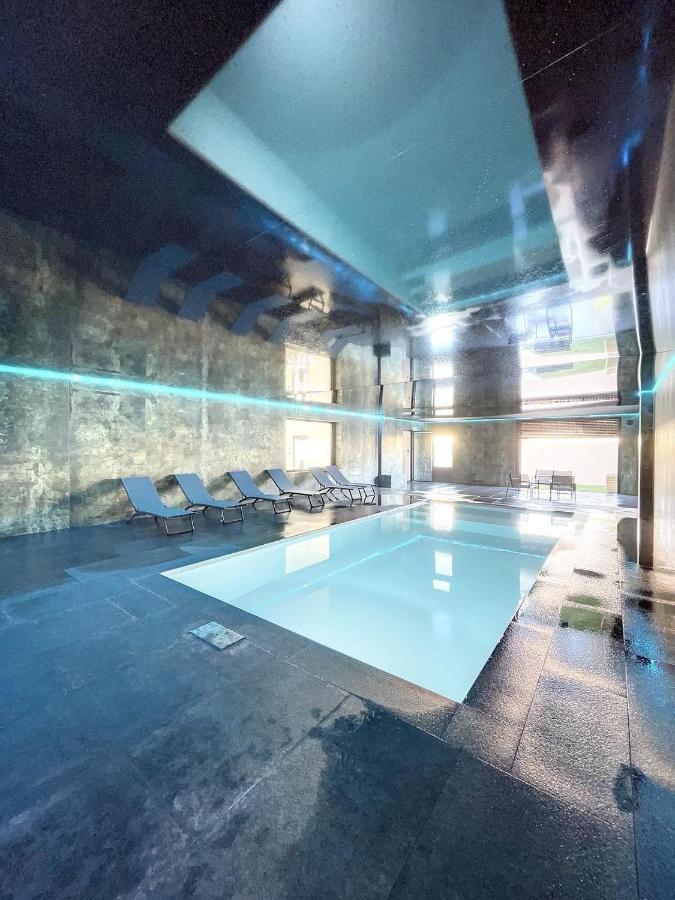 Villa 400M2 Piscine Interieure Tres Calme Agde Exteriör bild
