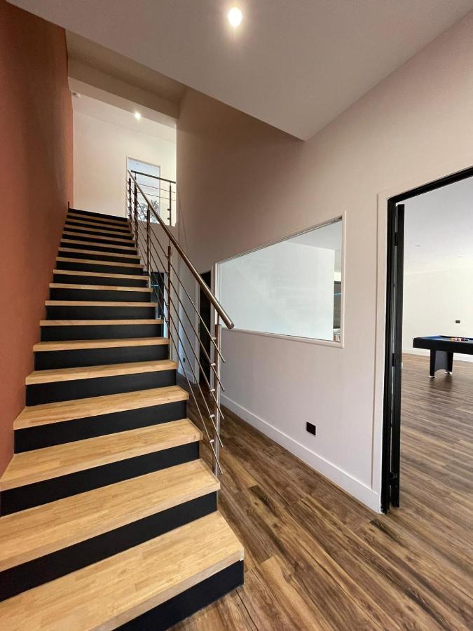 Villa 400M2 Piscine Interieure Tres Calme Agde Exteriör bild