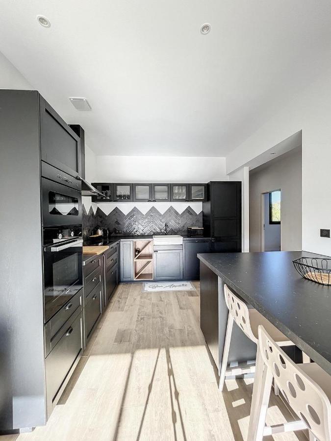 Villa 400M2 Piscine Interieure Tres Calme Agde Exteriör bild